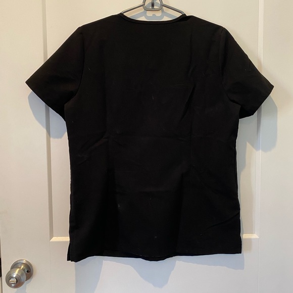 Figs Casma Three pocket Scrub Top - Picture 2 of 2